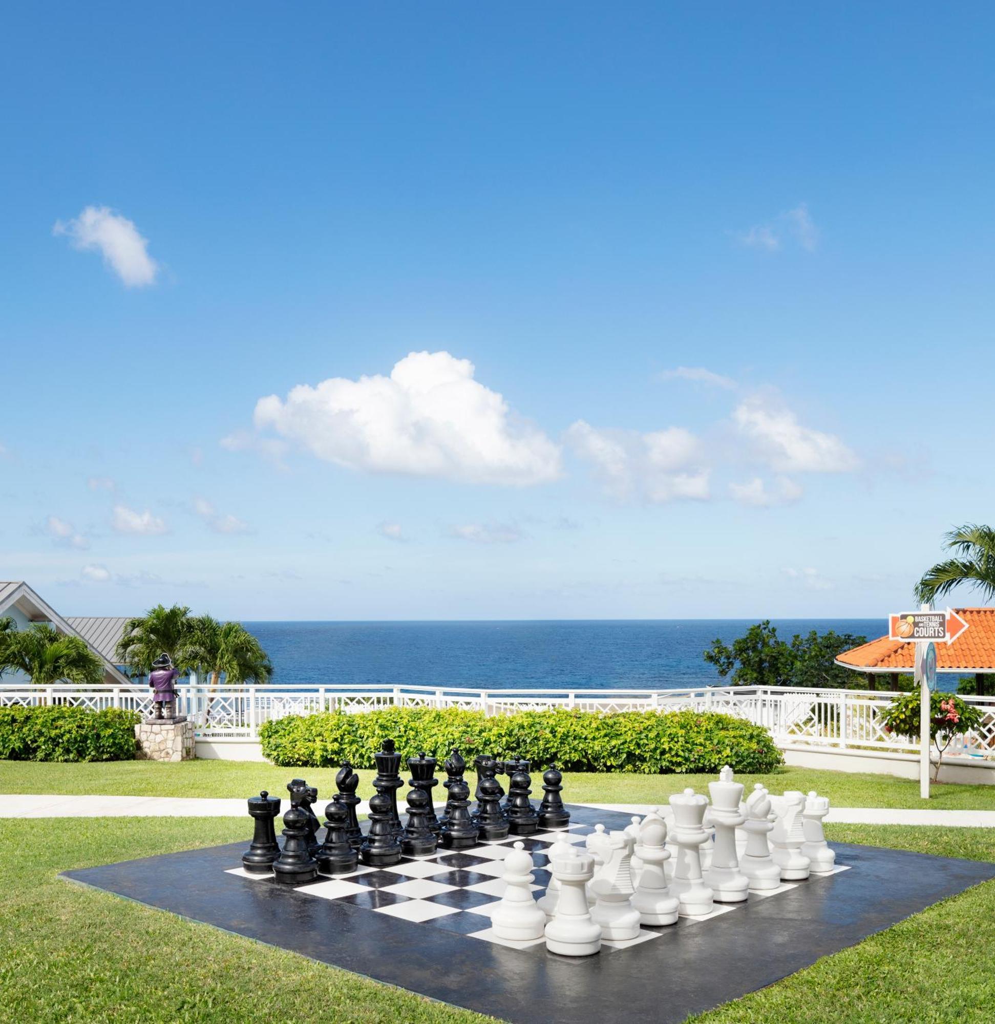 Beaches Ocho Rios A Spa & Golf Exterior foto