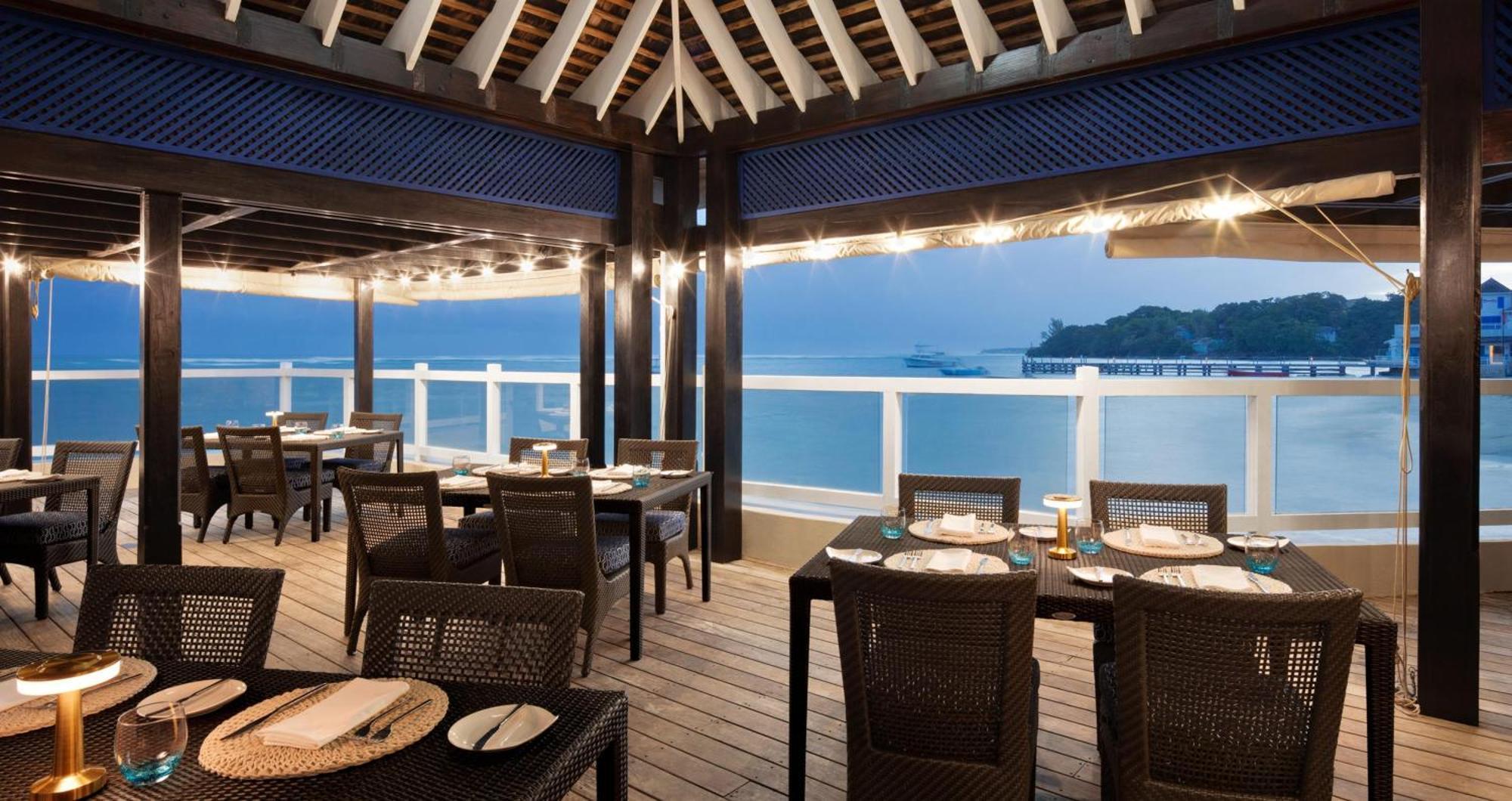 Beaches Ocho Rios A Spa & Golf Exterior foto
